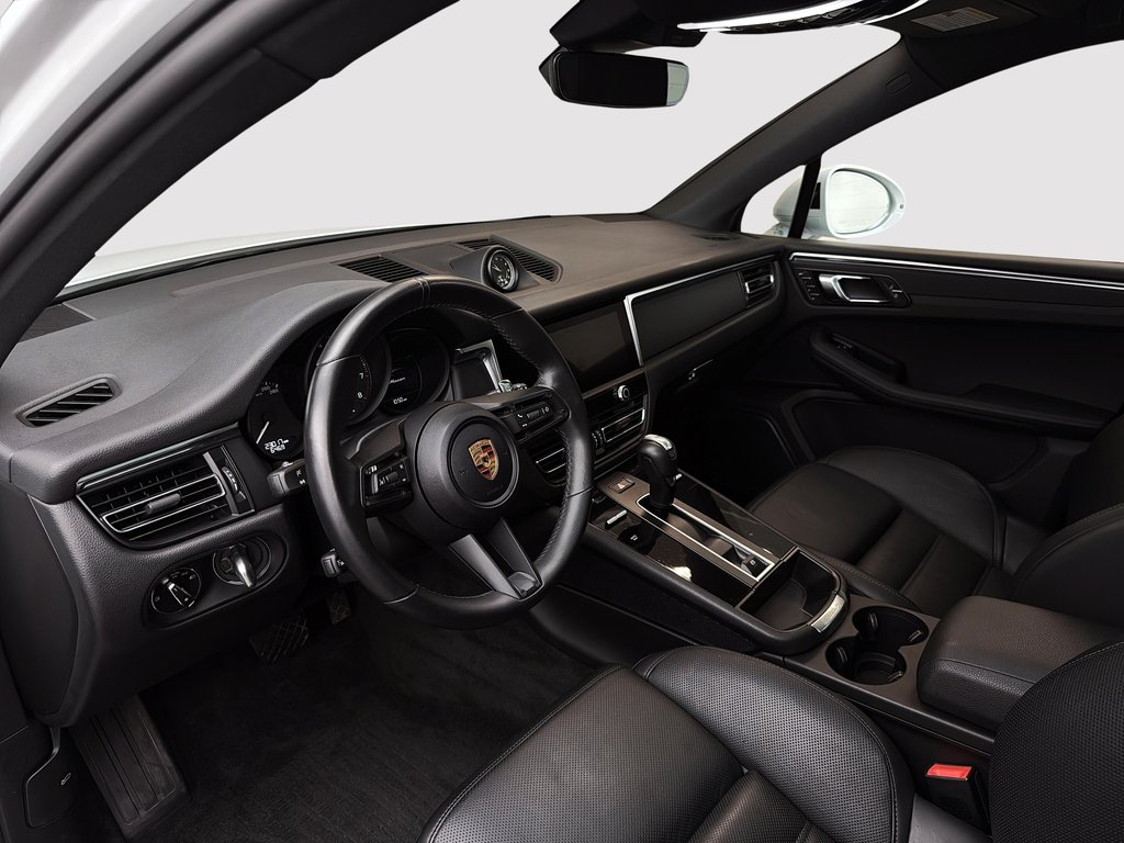 Porsche Macan Premium Package Plus 2024 à Laval, Québec - 13 - w1024h768px