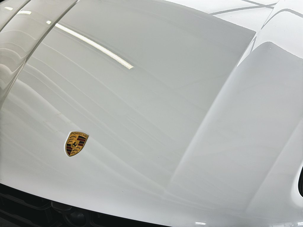 Porsche Macan Premium Package Plus 2024 à Laval, Québec - 7 - w1024h768px