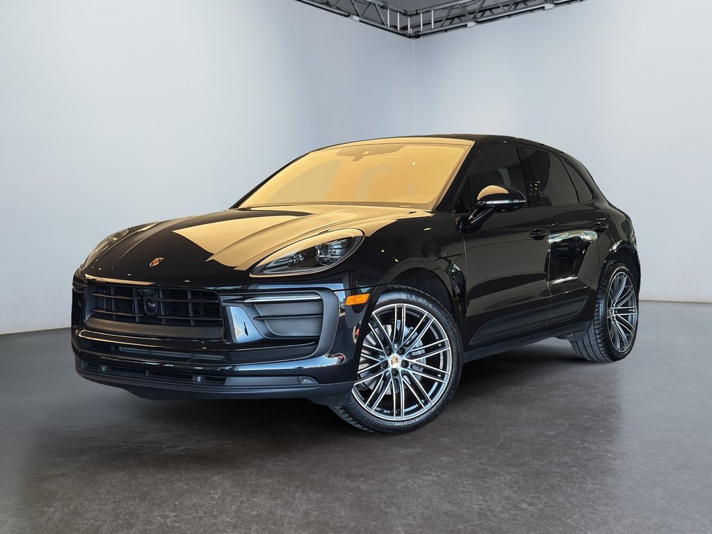 2024 Porsche Macan Premium Package Plus in Laval, Quebec - 1 - w1024h768px