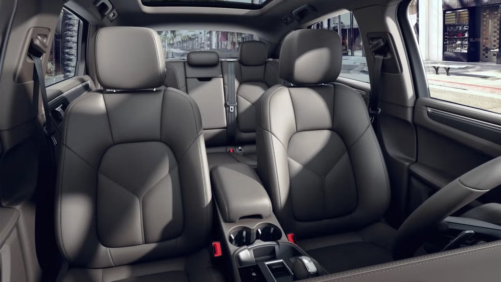 Porsche Macan AWD 2024 à Laval, Québec - 6 - w1024h768px