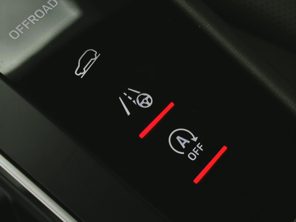 2024 Porsche Macan Premium Package Plus in Laval, Quebec - 22 - w1024h768px