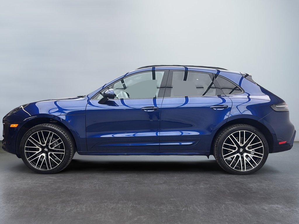 Porsche Macan Premium Package Plus 2024 à Laval, Québec - 2 - w1024h768px