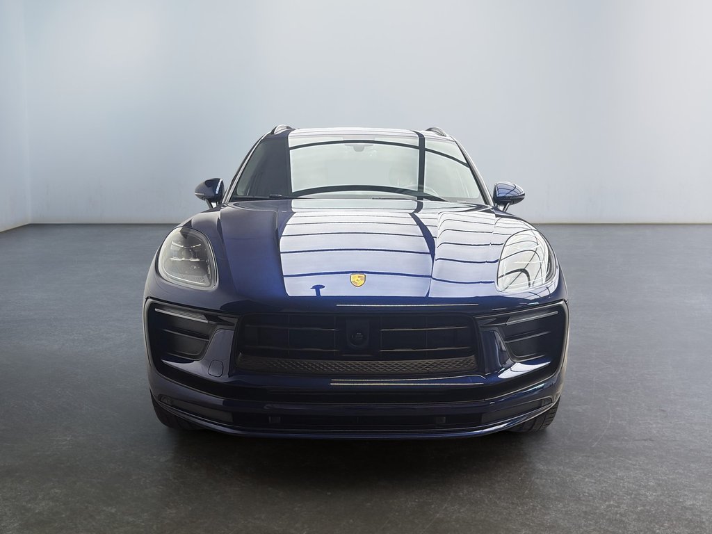 Porsche Macan Premium Package Plus 2024 à Laval, Québec - 6 - w1024h768px