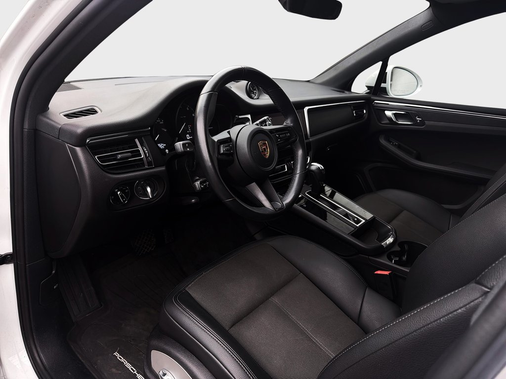 Porsche Macan 21 RS Spyder 2024 à Laval, Québec - 13 - w1024h768px