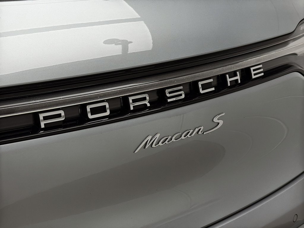 2024 Porsche Macan S V6 Premium Package Plus in Laval, Quebec - 8 - w1024h768px