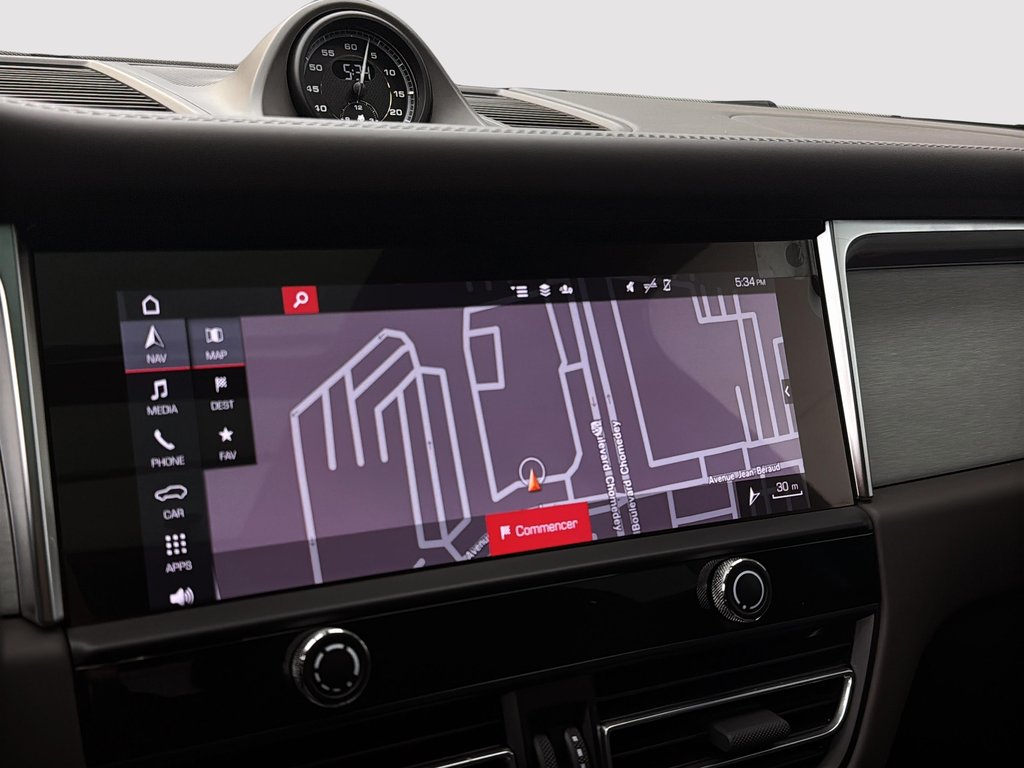 2024 Porsche Macan S V6 Premium Package Plus in Laval, Quebec - 23 - w1024h768px