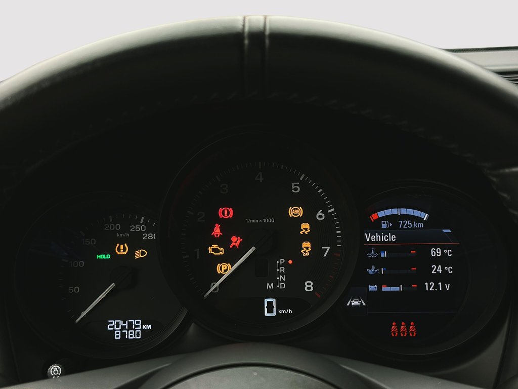 2024 Porsche Macan Premium Package Plus in Laval, Quebec - 15 - w1024h768px