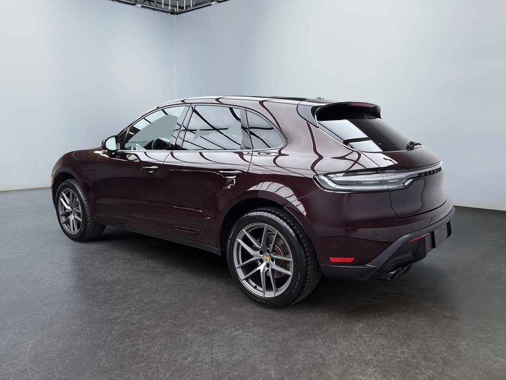 2024 Porsche Macan Premium Package Plus in Laval, Quebec - 3 - w1024h768px