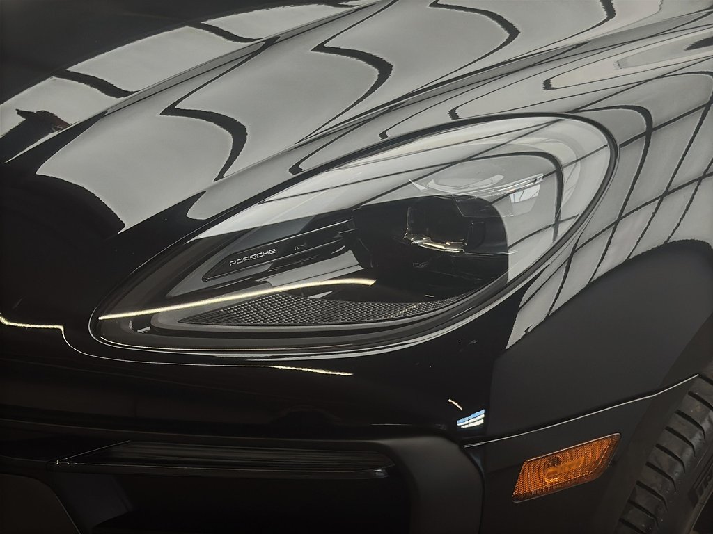 2024 Porsche Macan T AWD in Laval, Quebec - 9 - w1024h768px