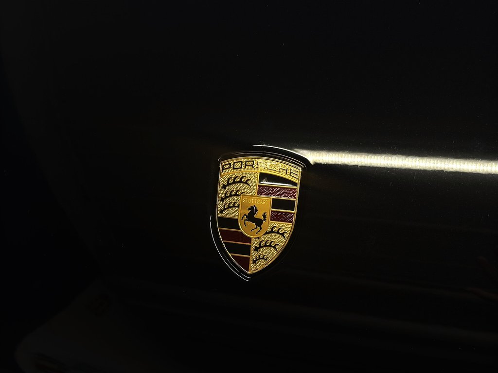 2024 Porsche Macan T AWD in Laval, Quebec - 7 - w1024h768px