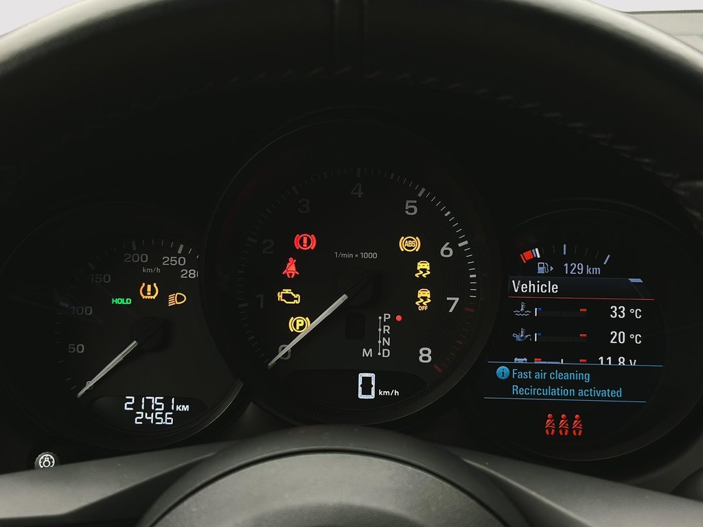 Porsche Macan Premium Package Plus 2024 à Laval, Québec - 17 - w1024h768px