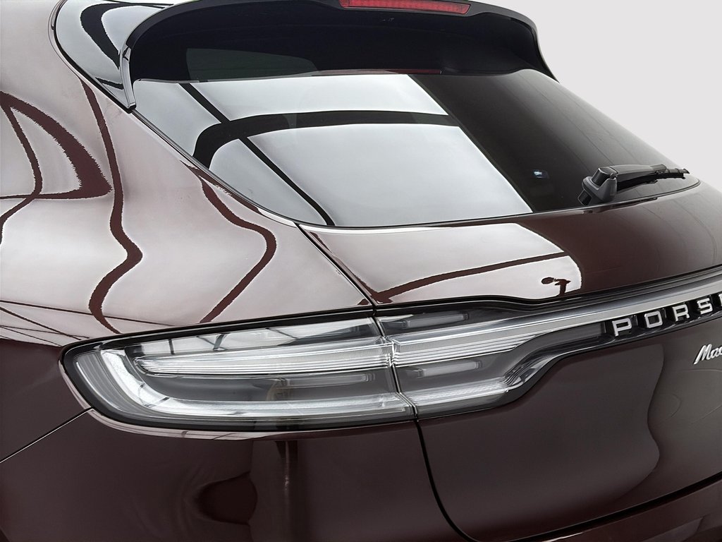 Porsche Macan Premium Package Plus 2024 à Laval, Québec - 10 - w1024h768px