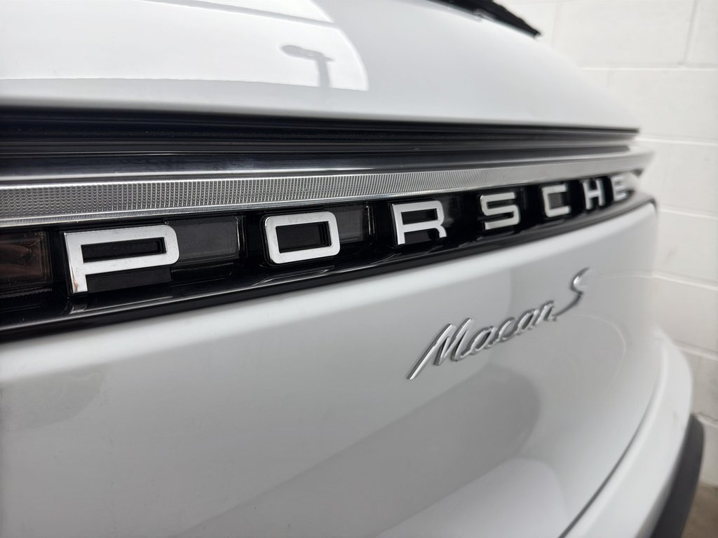 2024 Porsche Macan S Premium Package Plus in Laval, Quebec - 8 - w1024h768px