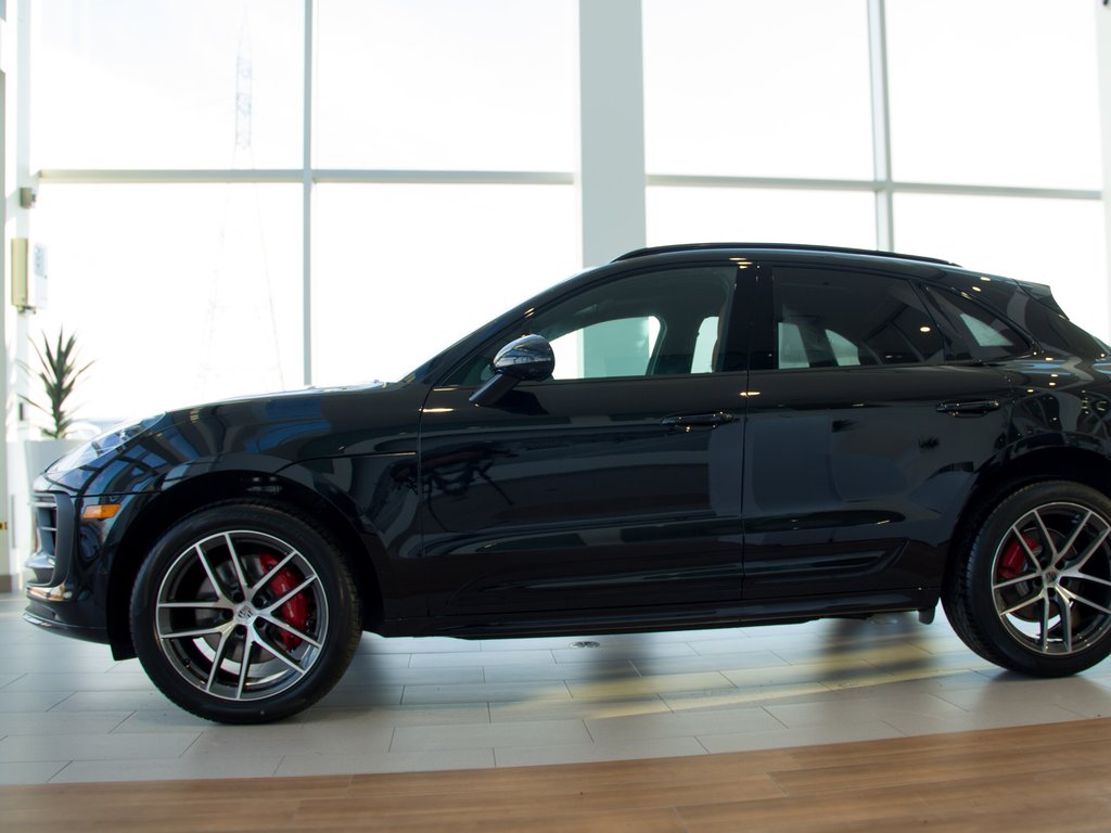 Porsche Macan S AWD 2024 à Laval, Québec - 2 - w1024h768px