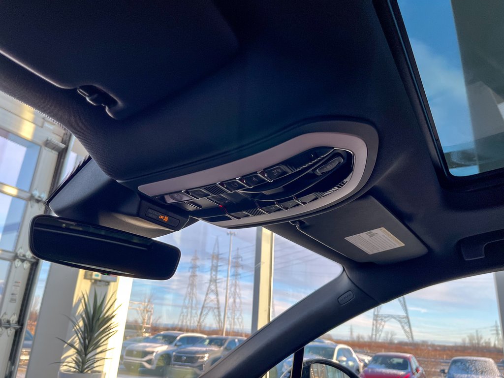 Porsche Macan S AWD 2024 à Laval, Québec - 39 - w1024h768px