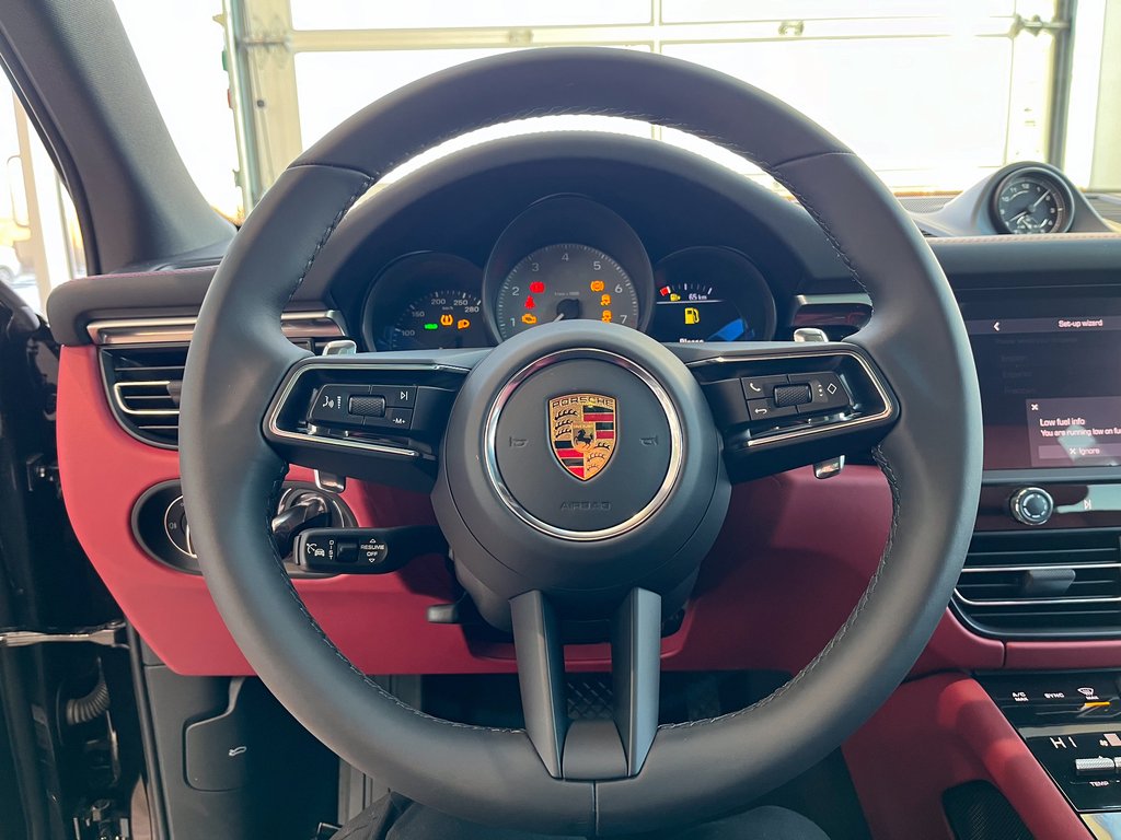 Porsche Macan S AWD 2024 à Laval, Québec - 22 - w1024h768px