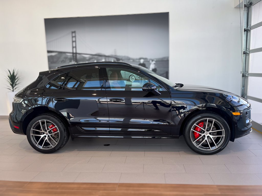 Porsche Macan S AWD 2024 à Laval, Québec - 5 - w1024h768px