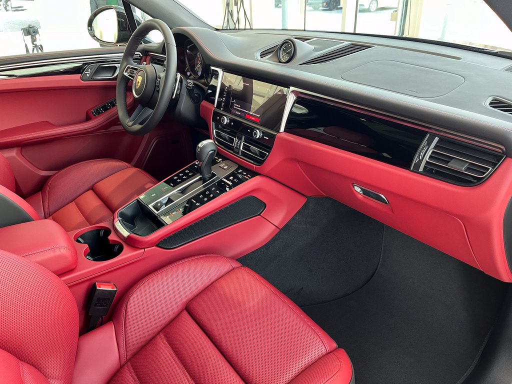 Porsche Macan S AWD 2024 à Laval, Québec - 41 - w1024h768px