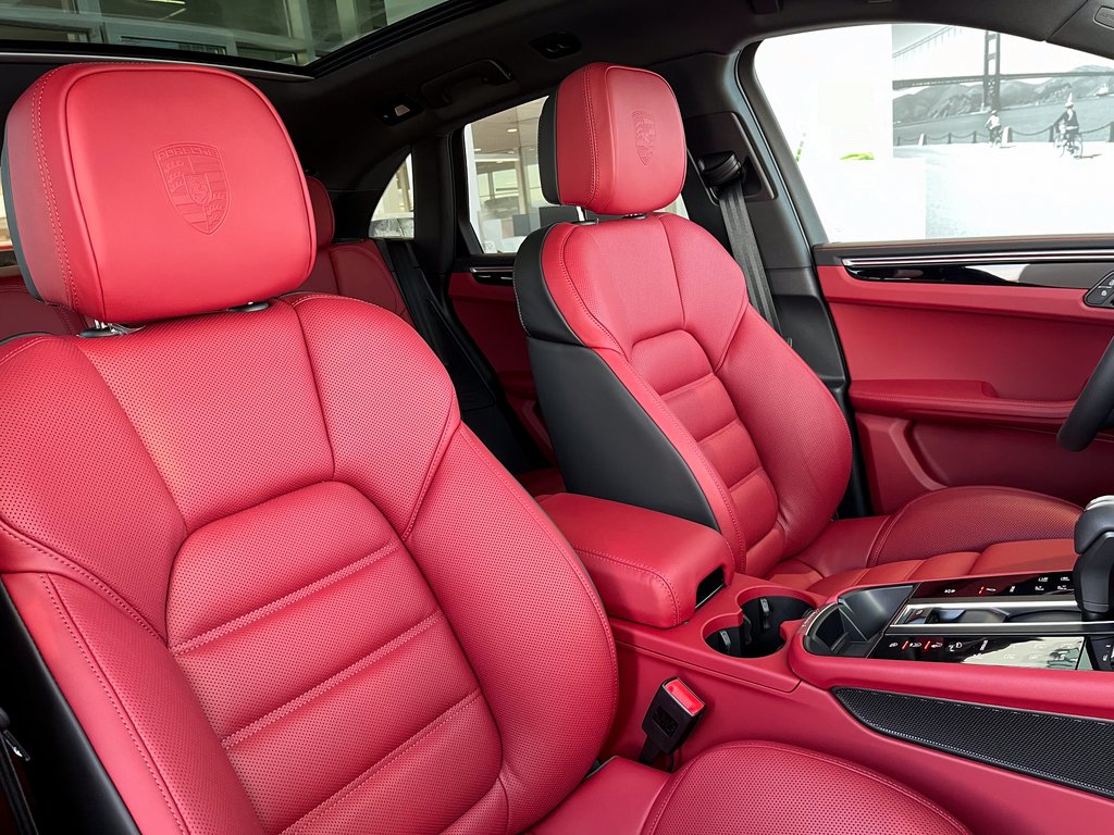 Porsche Macan S AWD 2024 à Laval, Québec - 42 - w1024h768px