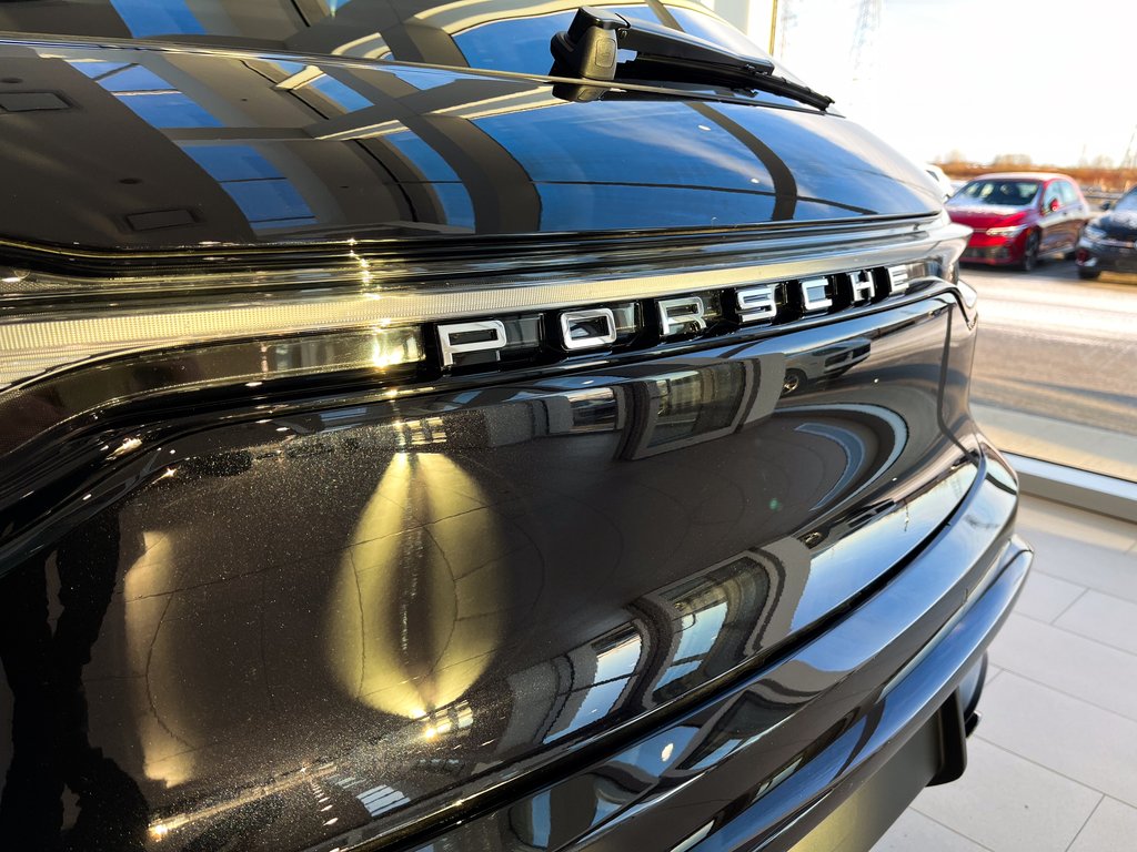 Porsche Macan S AWD 2024 à Laval, Québec - 10 - w1024h768px