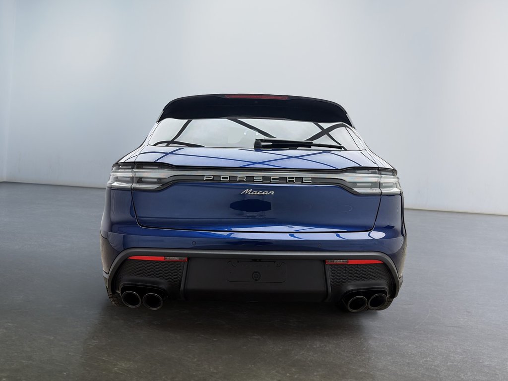 Porsche Macan Premium Package Plus 2024 à Laval, Québec - 4 - w1024h768px