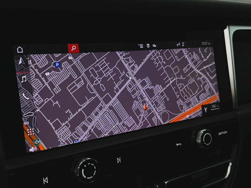 Porsche Macan Premium Package Plus 2024 à Laval, Québec - 23 - w1024h768px