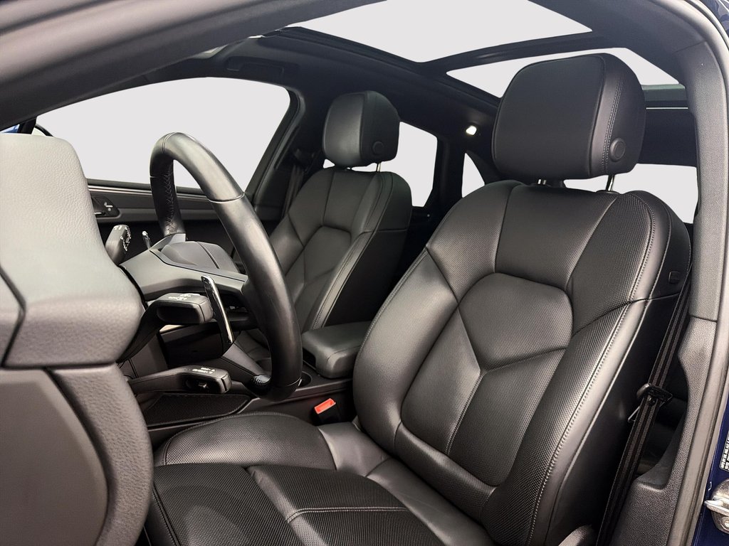 Porsche Macan Premium Package Plus 2024 à Laval, Québec - 13 - w1024h768px
