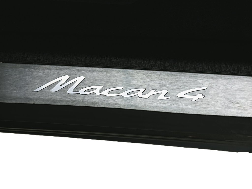 Porsche Macan Electric 4 Premium Package 2024 à Laval, Québec - 30 - w1024h768px
