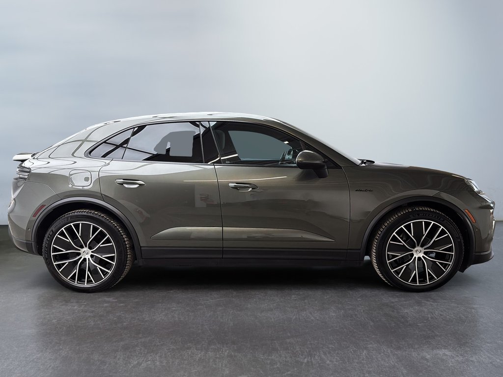 Porsche Macan Electric 4 Premium Package 2024 à Laval, Québec - 5 - w1024h768px
