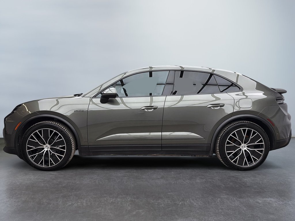 Porsche Macan Electric 4 Premium Package 2024 à Laval, Québec - 2 - w1024h768px