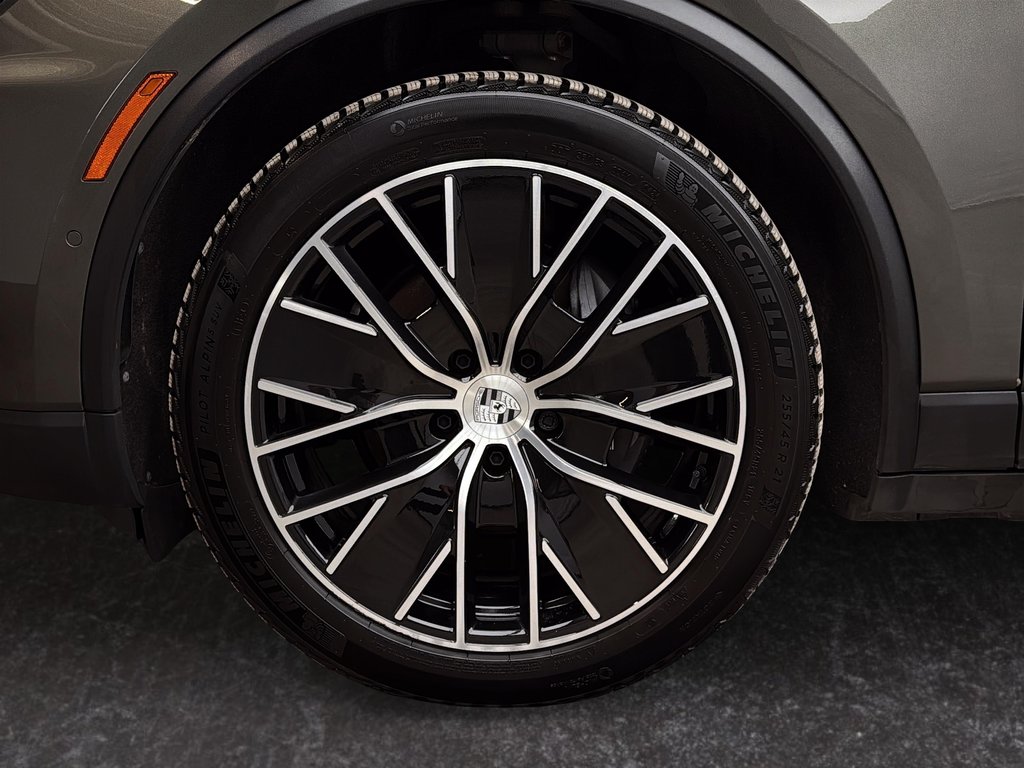 Porsche Macan Electric 4 Premium Package 2024 à Laval, Québec - 12 - w1024h768px