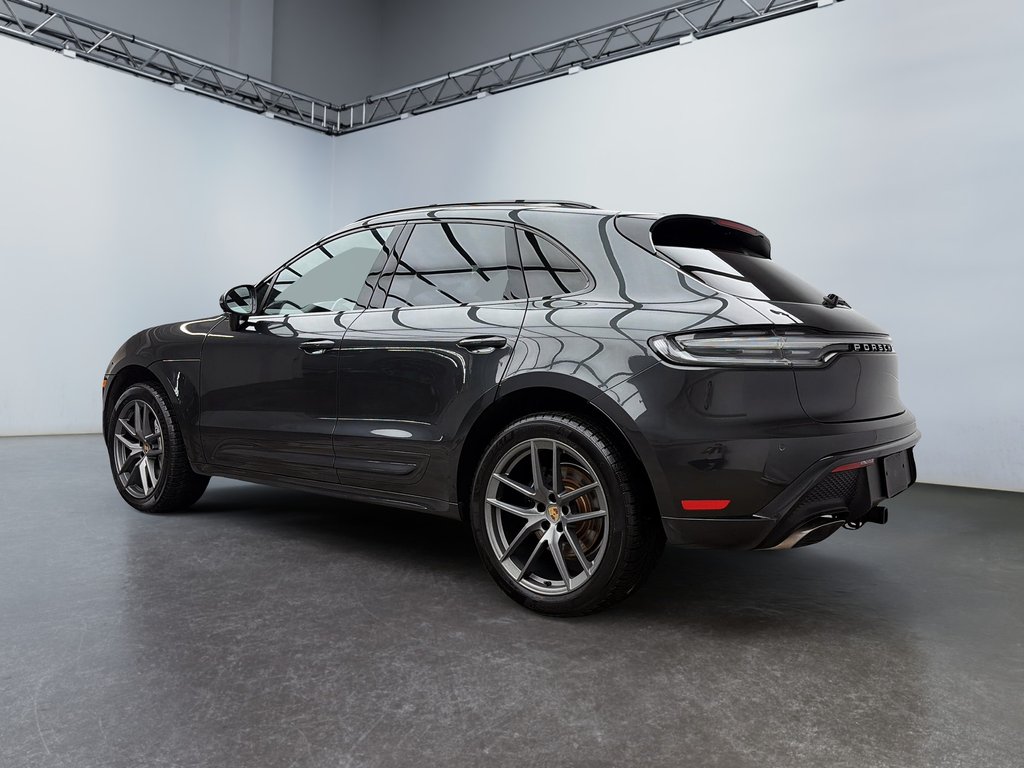 2024 Porsche Macan Premium Package Plus in Laval, Quebec - 3 - w1024h768px