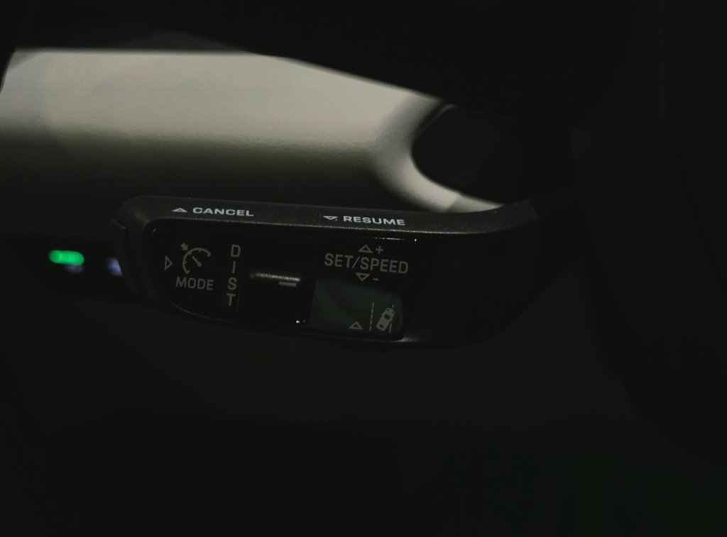 Porsche Macan Electric 4 AWD 2024 à Laval, Québec - 19 - w1024h768px