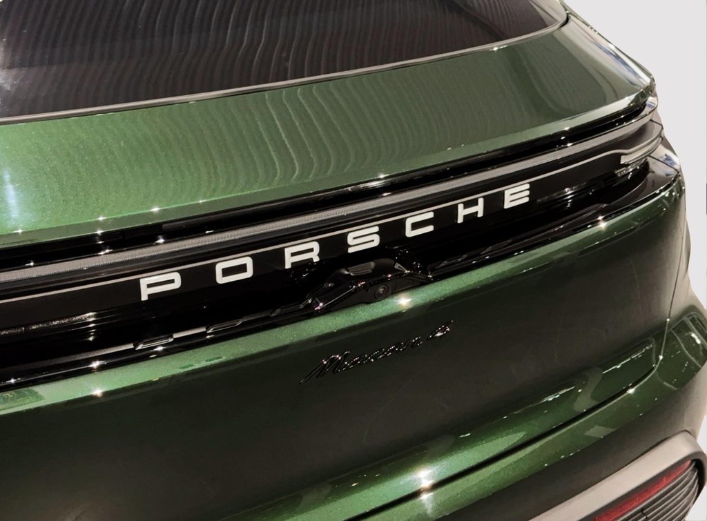 Porsche Macan Electric 4 AWD 2024 à Laval, Québec - 7 - w1024h768px
