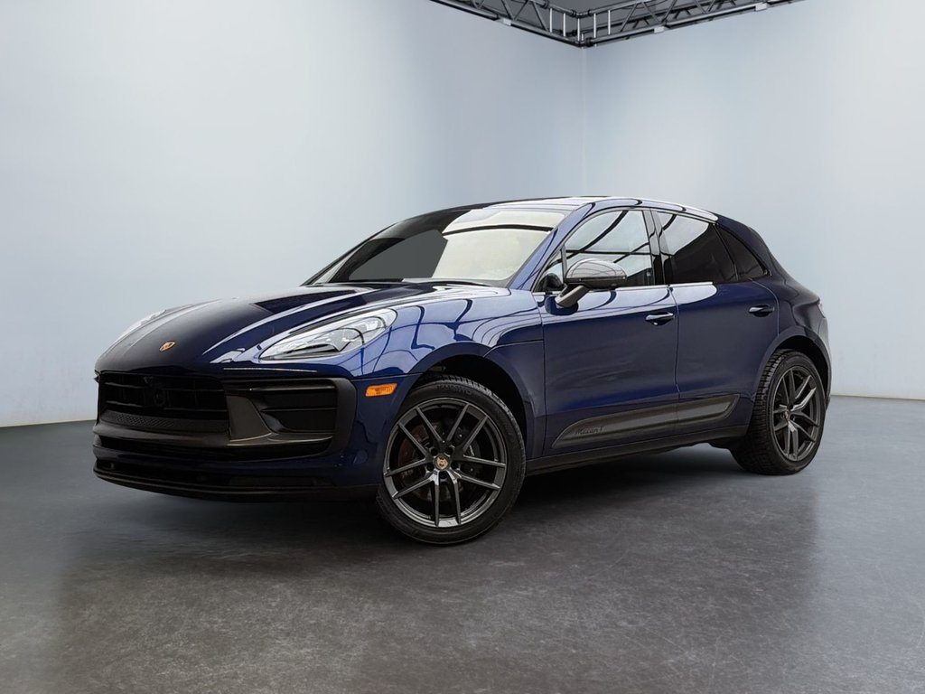 2024 Porsche Macan in Laval, Quebec - 1 - w1024h768px