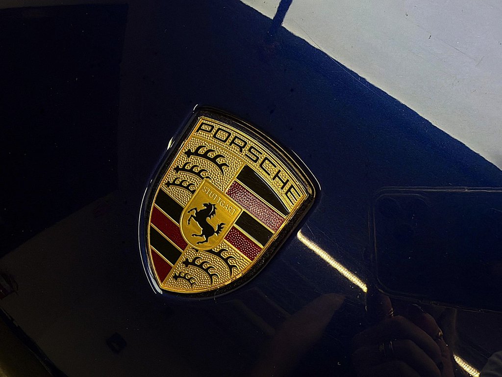 2024 Porsche Macan in Laval, Quebec - 6 - w1024h768px