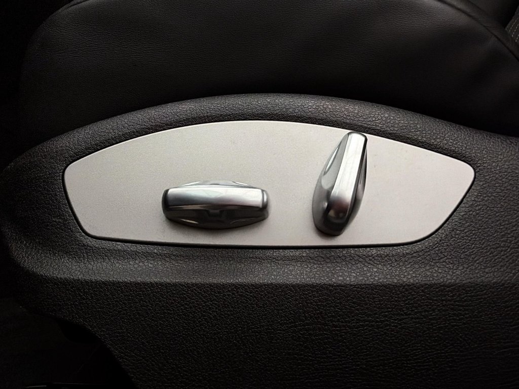 Porsche Macan  2024 à Laval, Québec - 27 - w1024h768px