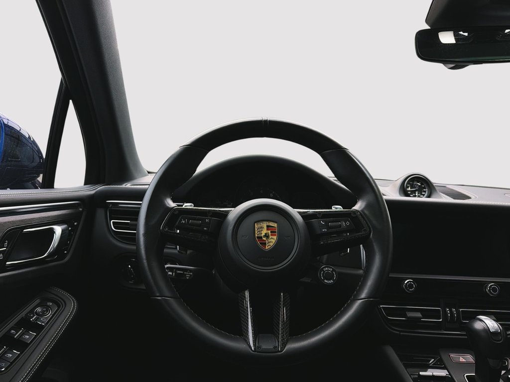Porsche Macan GTS 2024 à Laval, Québec - 14 - w1024h768px