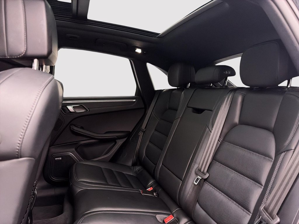 Porsche Macan  2024 à Laval, Québec - 24 - w1024h768px