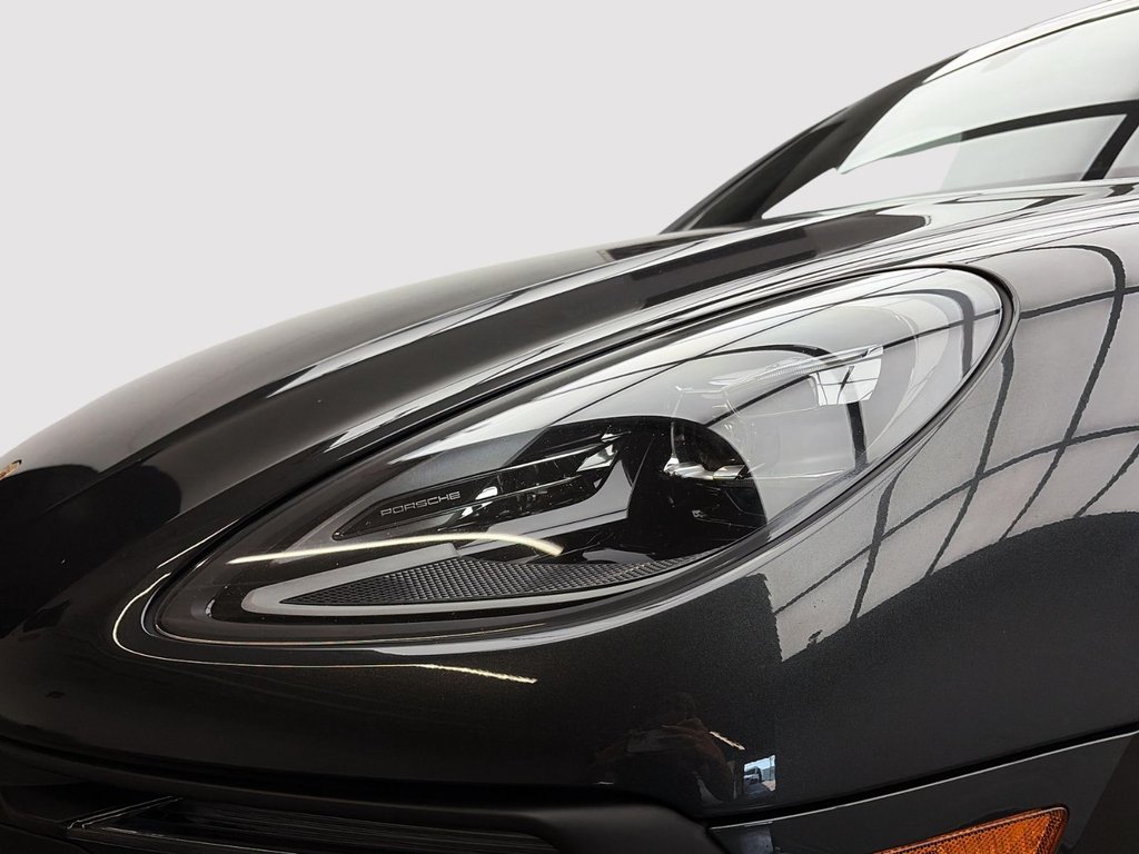 Porsche Macan  2024 à Laval, Québec - 13 - w1024h768px
