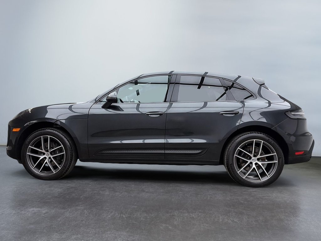 Porsche Macan  2024 à Laval, Québec - 2 - w1024h768px