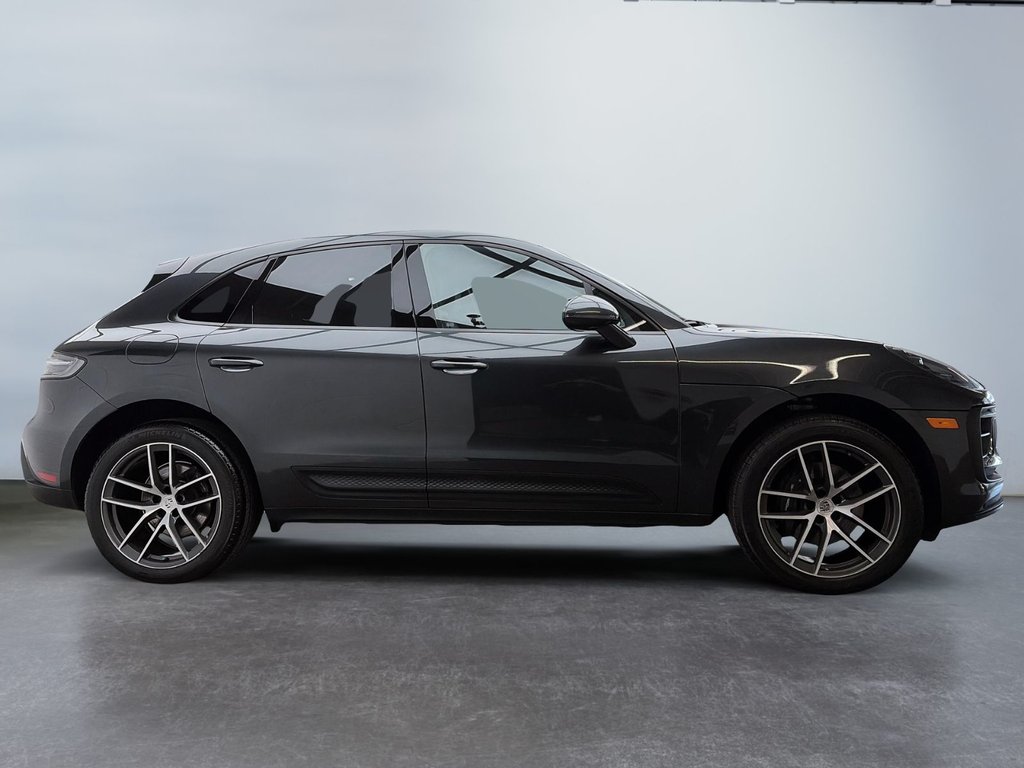 Porsche Macan  2024 à Laval, Québec - 7 - w1024h768px