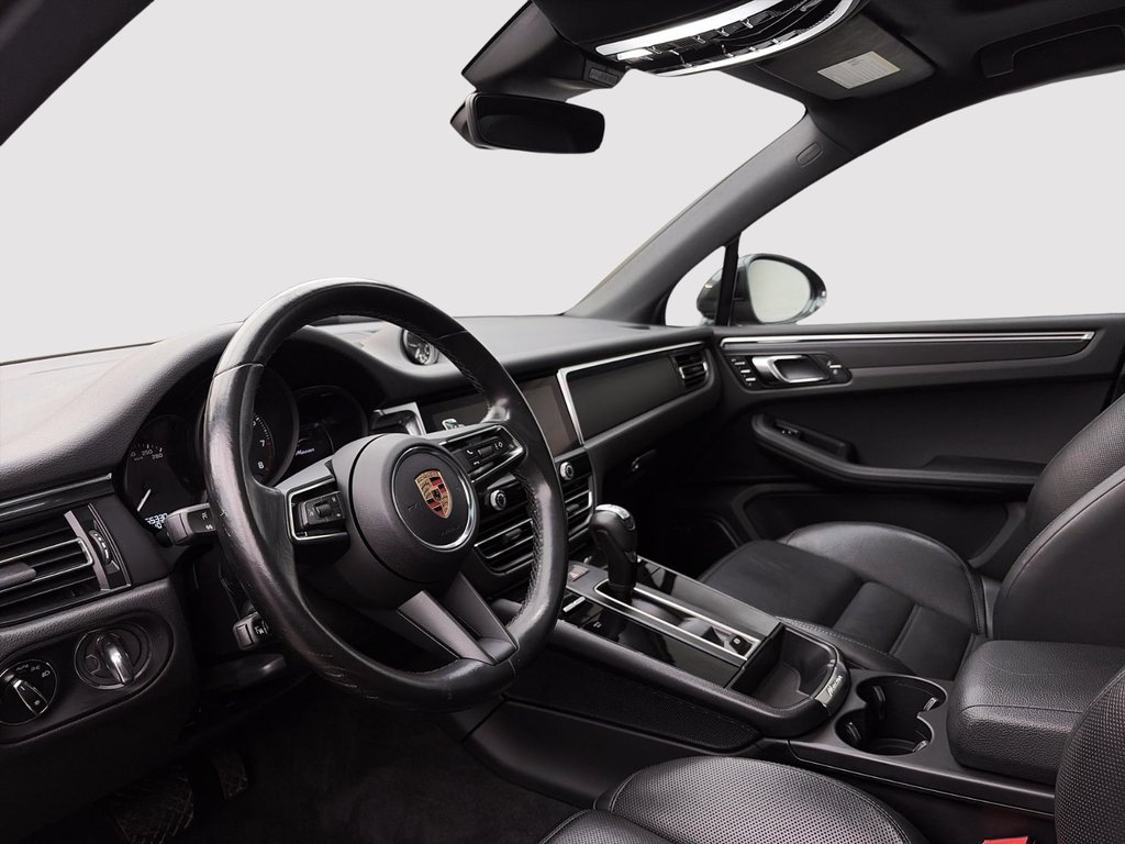 Porsche Macan  2024 à Laval, Québec - 25 - w1024h768px
