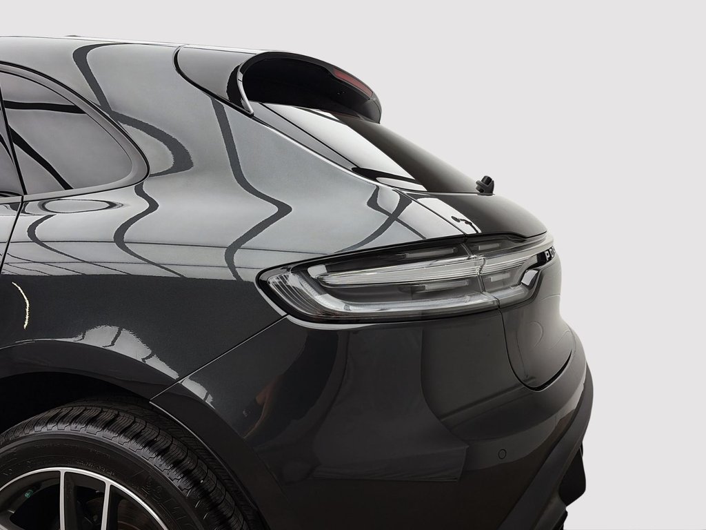 Porsche Macan  2024 à Laval, Québec - 14 - w1024h768px