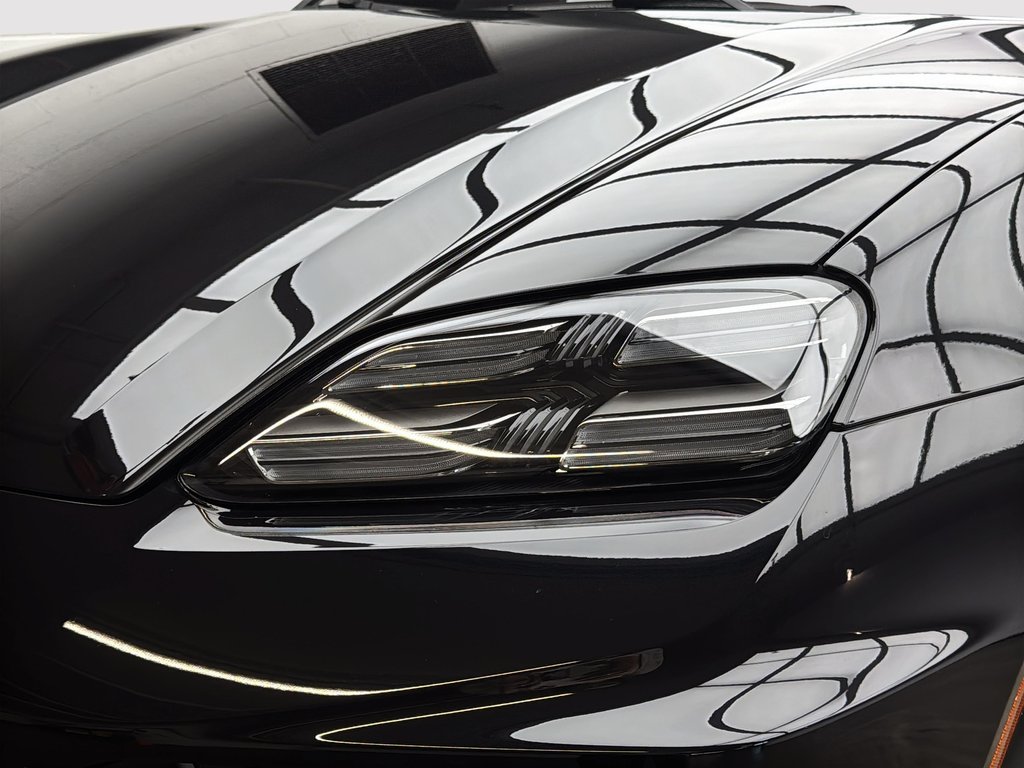 Porsche Macan Electric Turbo Premium Package 2025 à Laval, Québec - 10 - w1024h768px