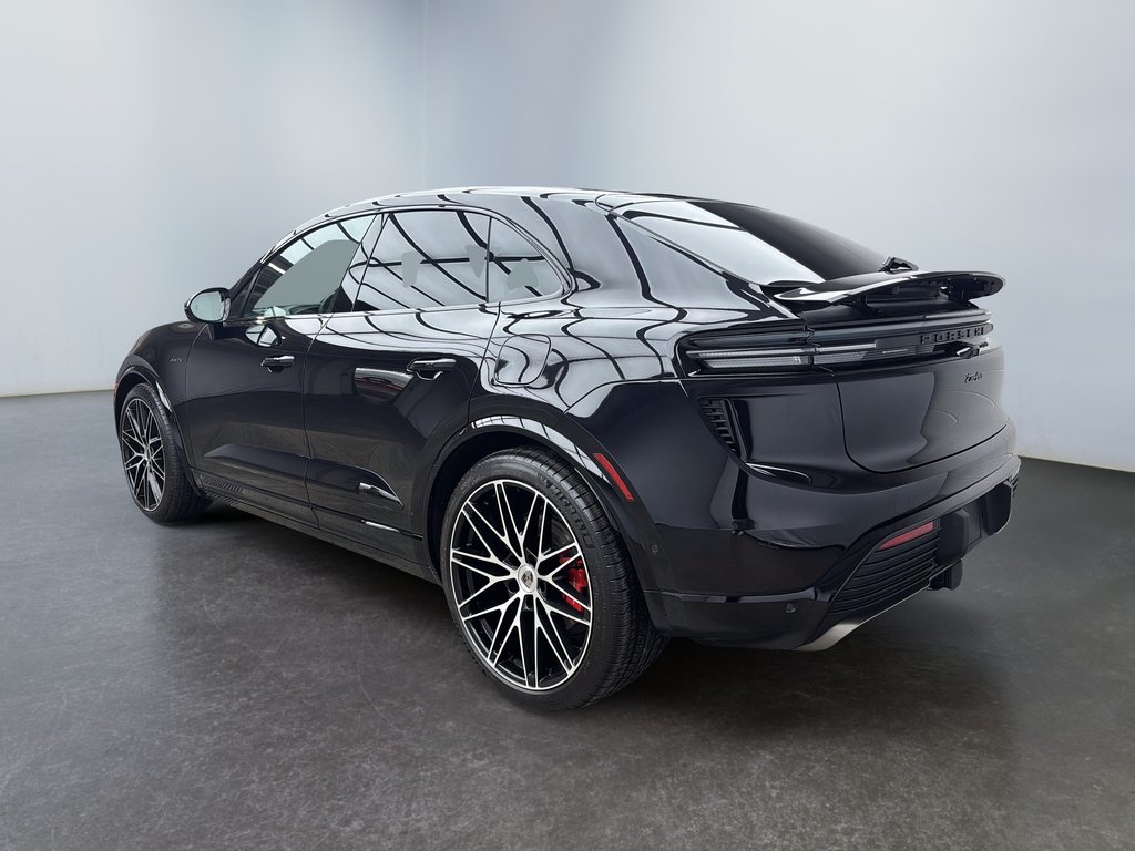 Porsche Macan Electric Turbo Premium Package 2025 à Laval, Québec - 3 - w1024h768px