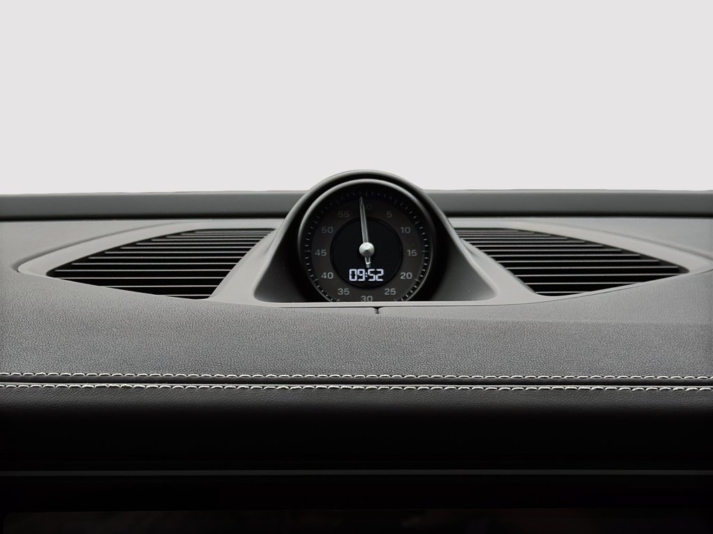 Porsche Macan Electric Turbo Premium Package 2025 à Laval, Québec - 21 - w1024h768px