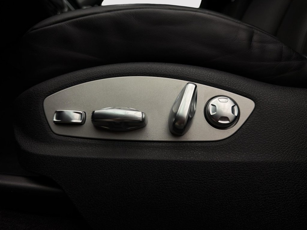 Porsche Macan  2025 à Laval, Québec - 26 - w1024h768px