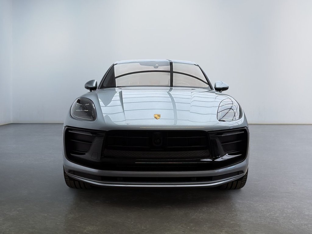 Porsche Macan  2025 à Laval, Québec - 5 - w1024h768px