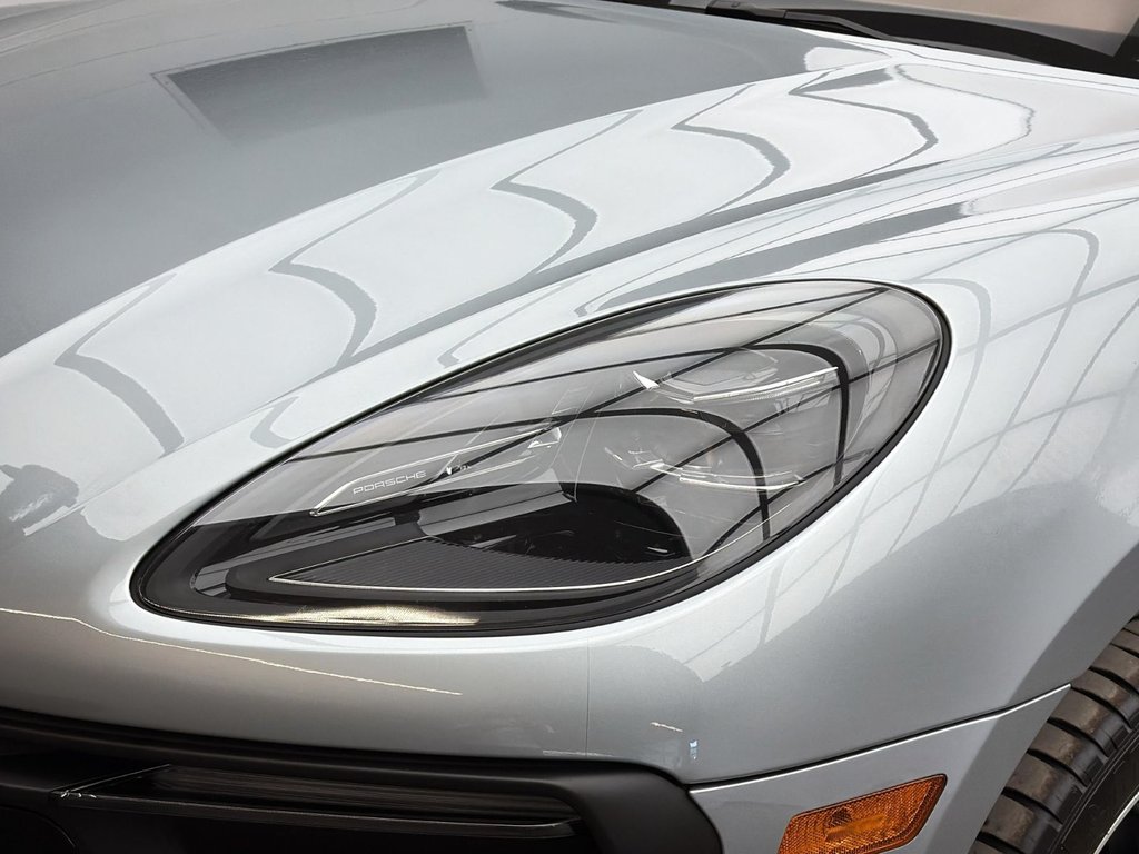 Porsche Macan  2025 à Laval, Québec - 8 - w1024h768px